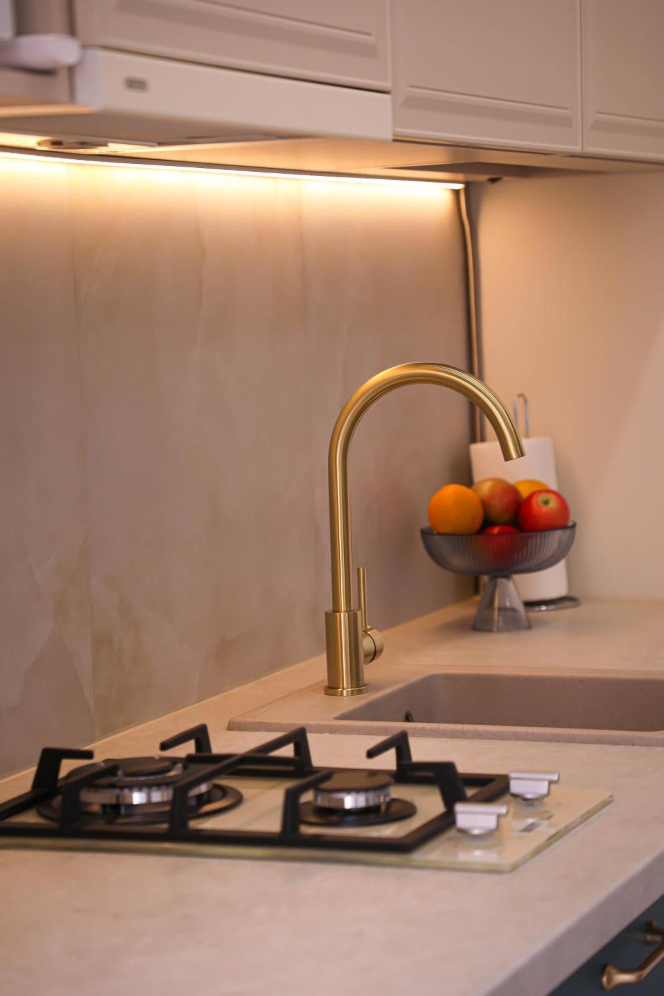 לבוב Modern Apartment, 3Mins To Opera מראה חיצוני תמונה